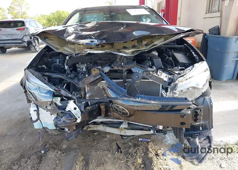 2018 Toyota Corolla Xse z USA, uszkodzony, nr VIN 5YFBURHE0JP819793